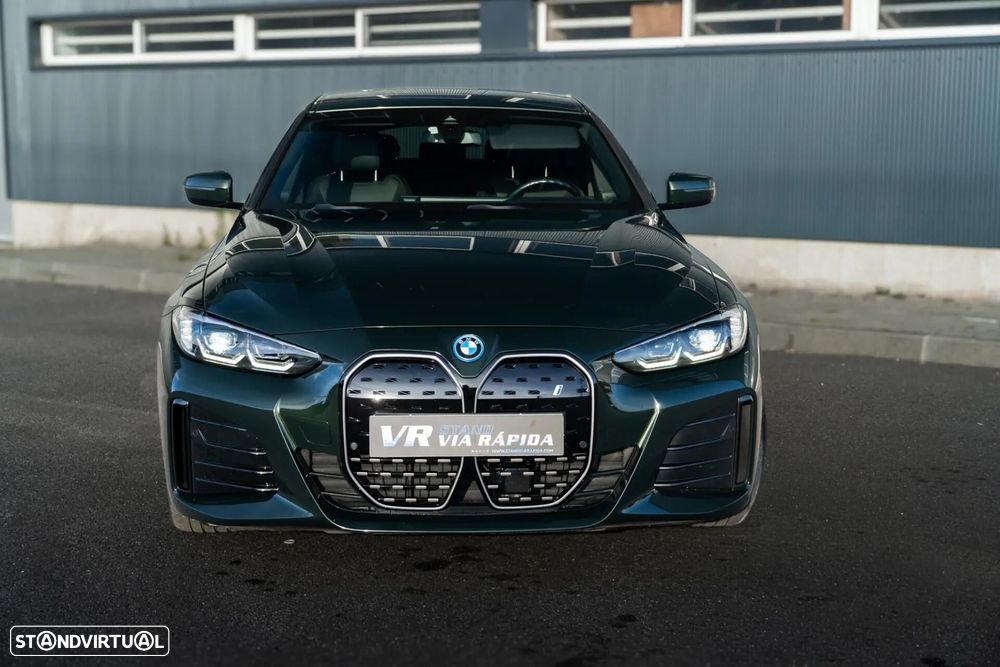 BMW i4 eDrive40 Pack Desportivo M - 3