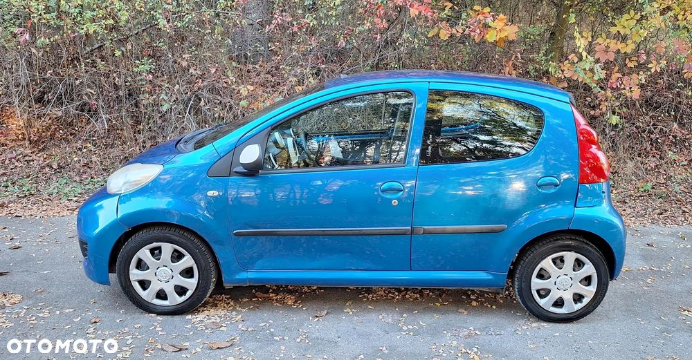 Peugeot 107 2012 photo 4