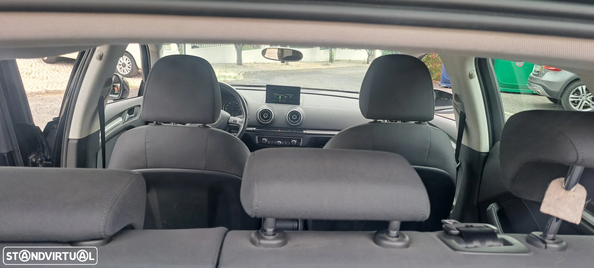 Audi A3 Sportback 1.6 TDI Attraction - 6