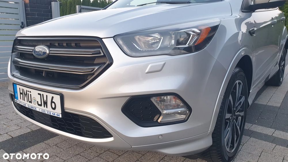 Ford Kuga 2.0 TDCi 2x4 ST-Line - 10