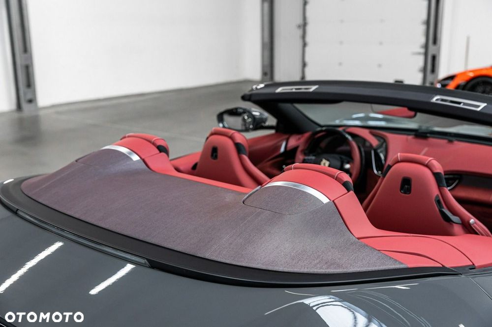 Ferrari Roma Spider - 21
