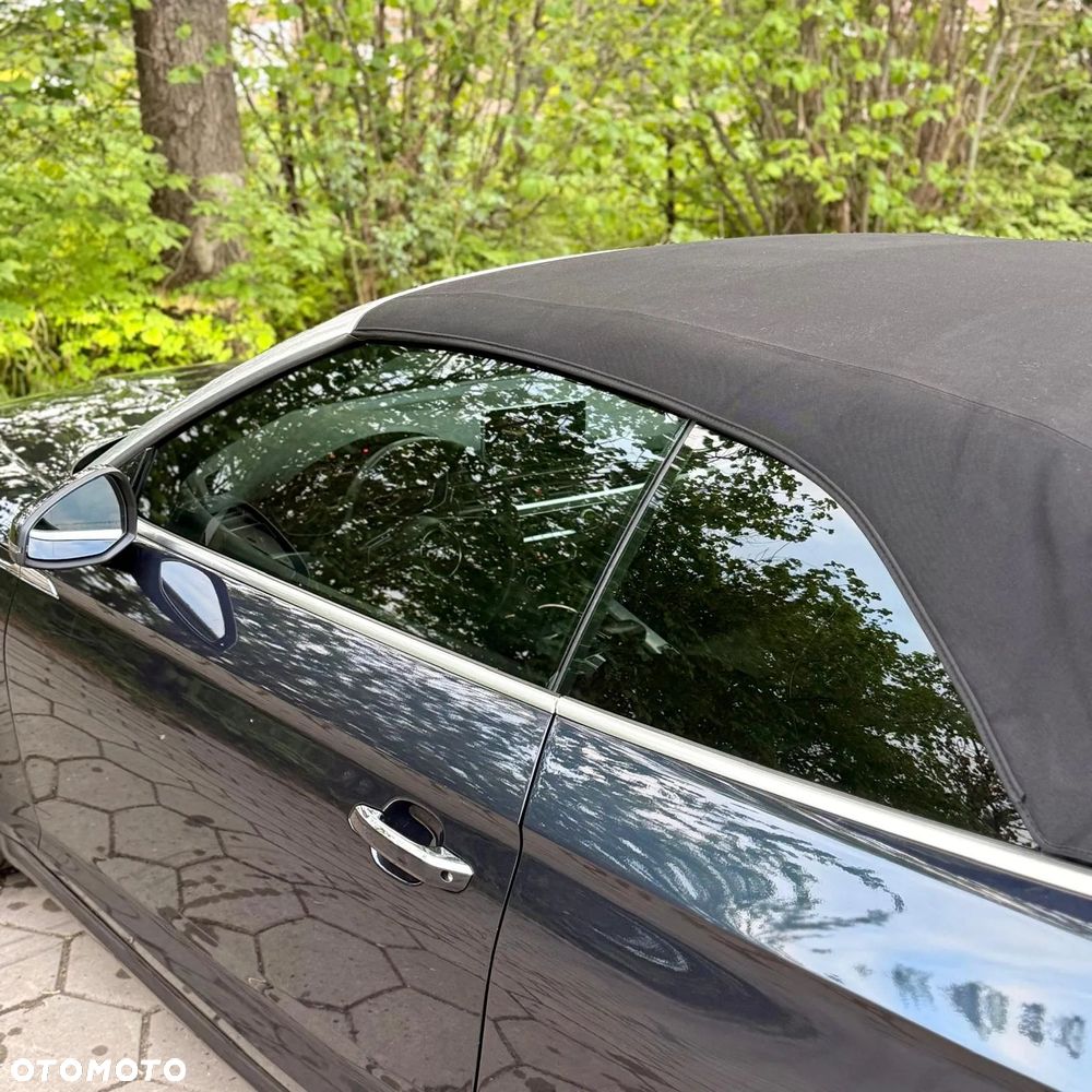 Audi A5 Cabrio - 12