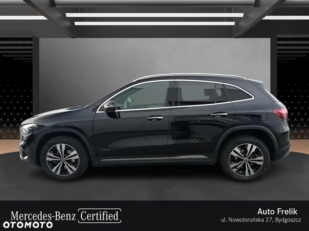 Mercedes-Benz GLA 200 Progressive - 2