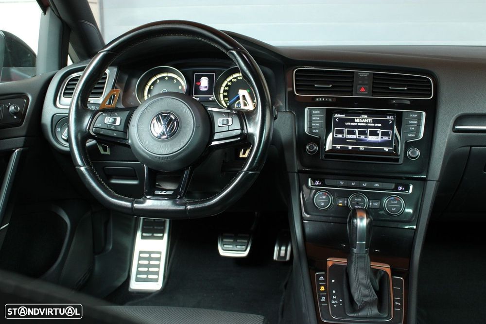 VW Golf R 2.0 TSI OPF 4Motion DSG - 28