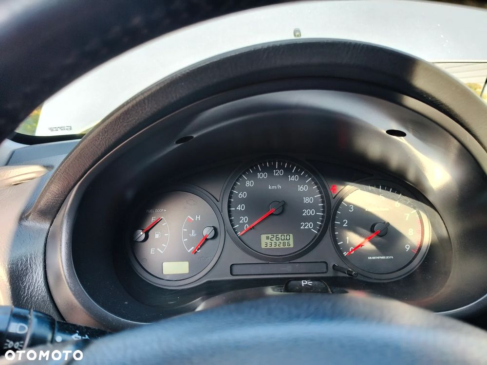 Subaru Impreza - 15