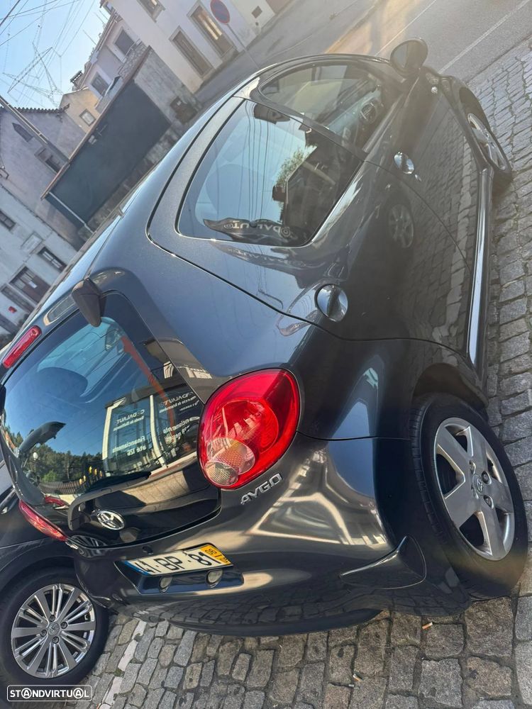 Toyota Aygo 1.0 + AC - 5