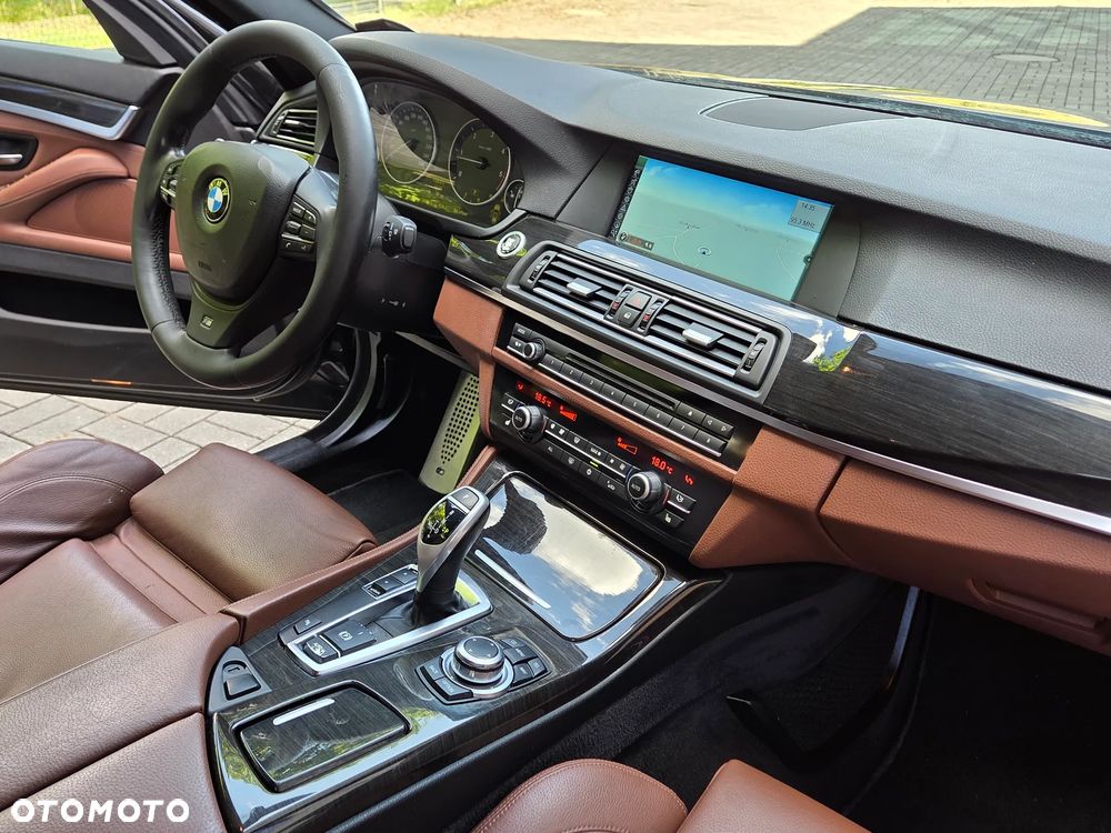 BMW Seria 5 520d Sport-Aut - 22
