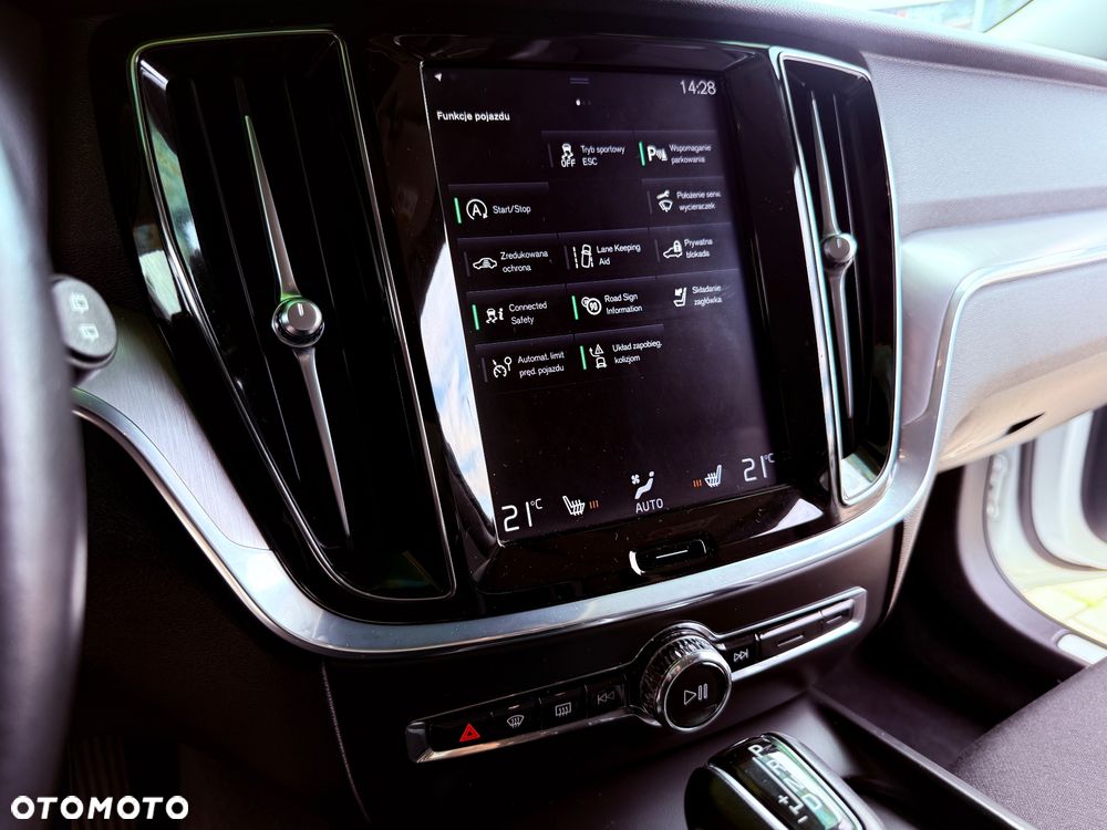 Volvo V60 D3 Geartronic Momentum Pro - 31