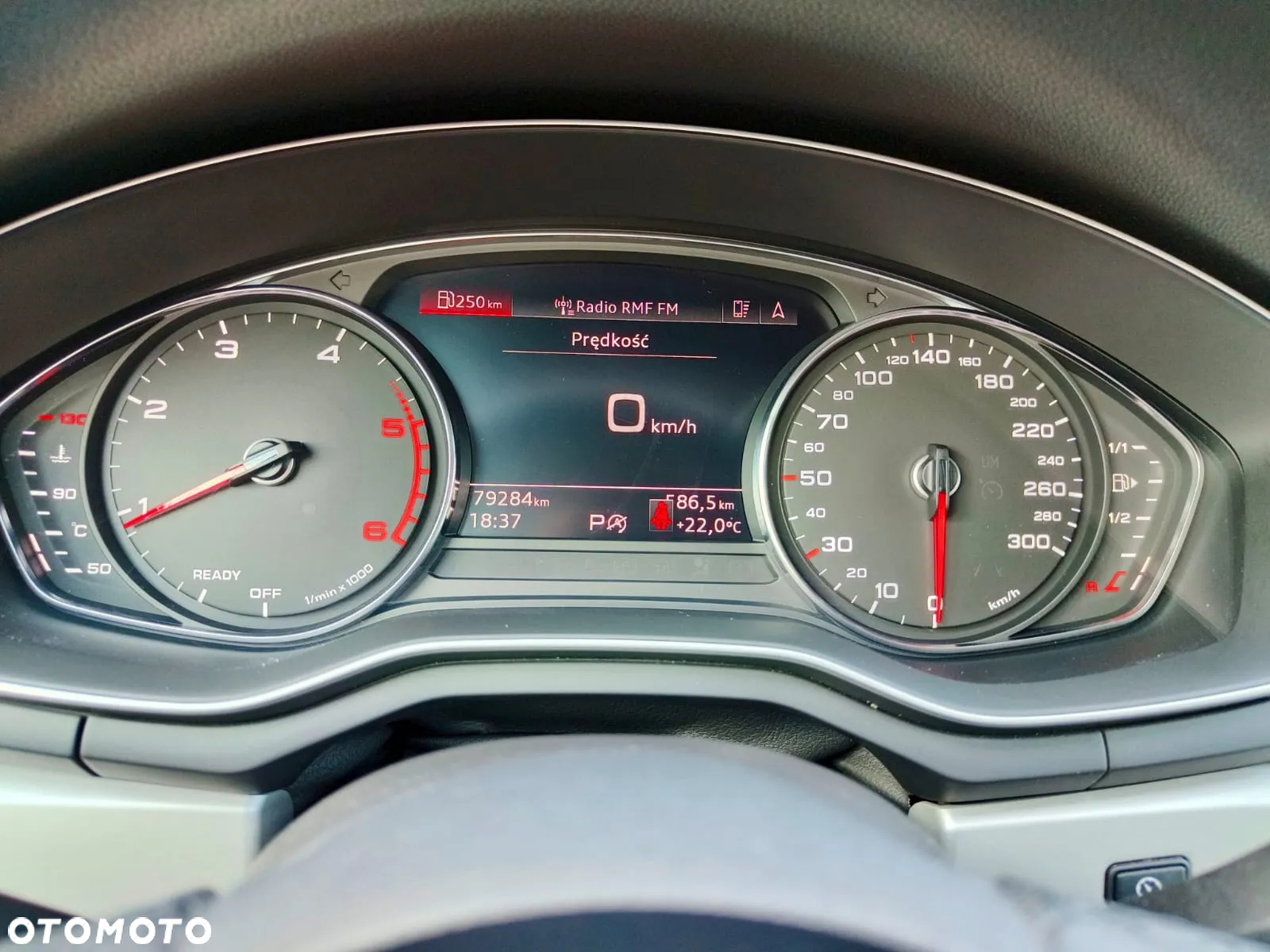 Audi A4 Avant 30 TDI S tronic - 19