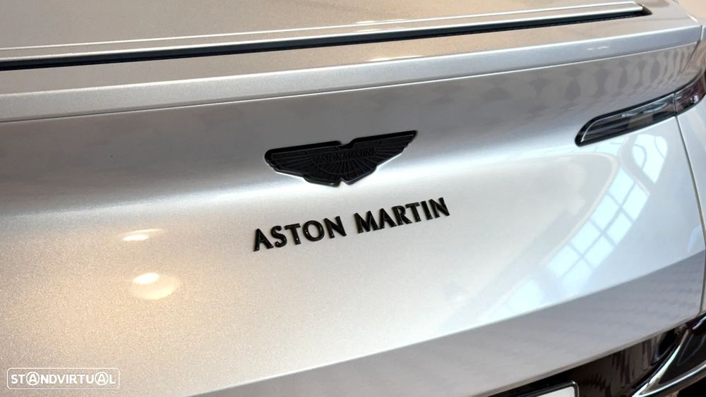Aston Martin DB11 Coupé V8 - 16