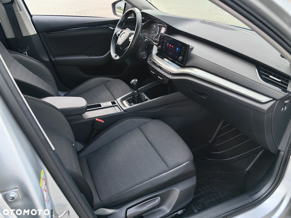 Skoda Octavia 1.5 TSI Business - 17