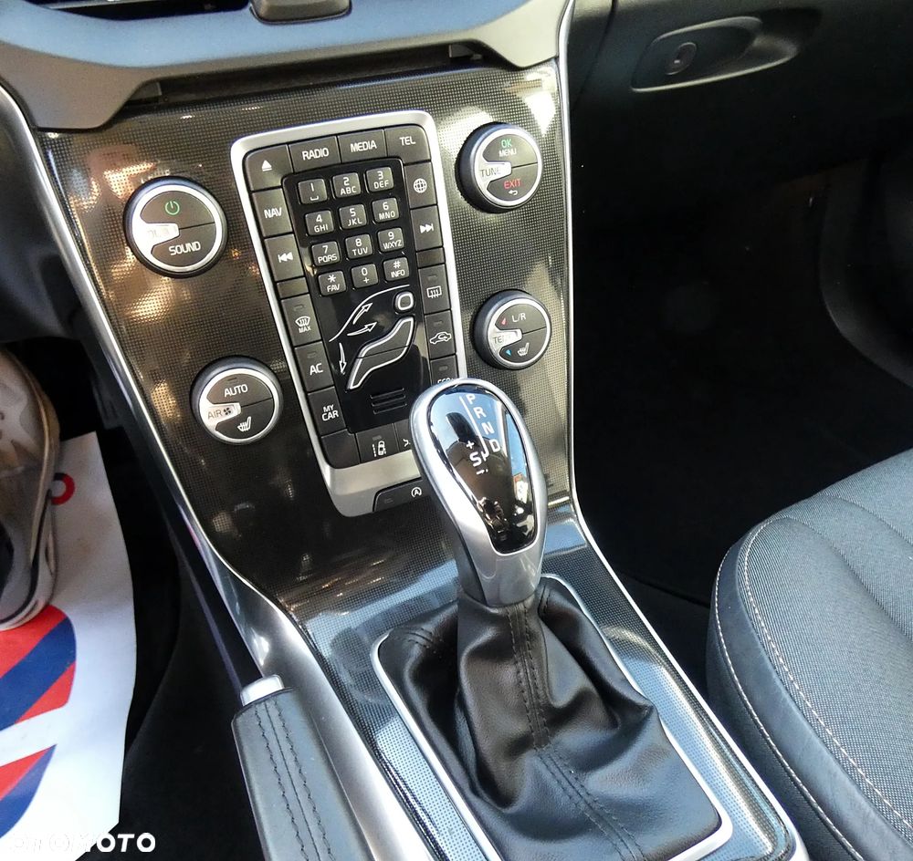 Volvo V60 Cross Country D4 Drive-E Summum - 10