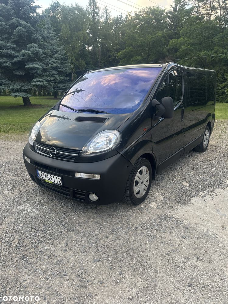 Opel Vivaro - 1