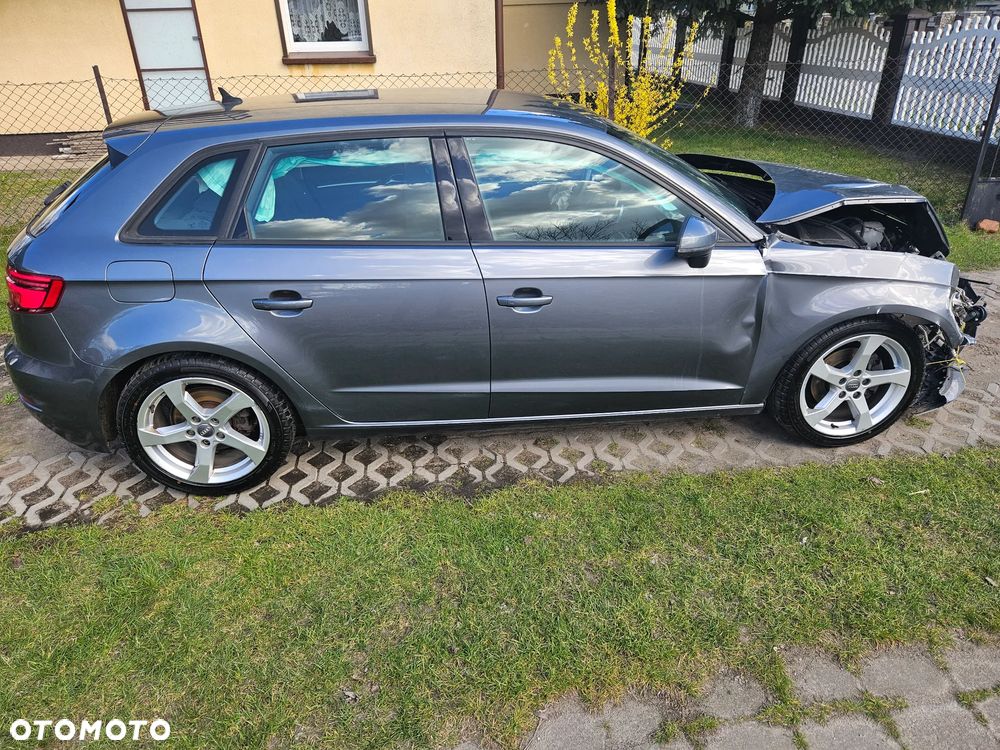 Audi A3 Sportback 35 TFSI S tronic - 24