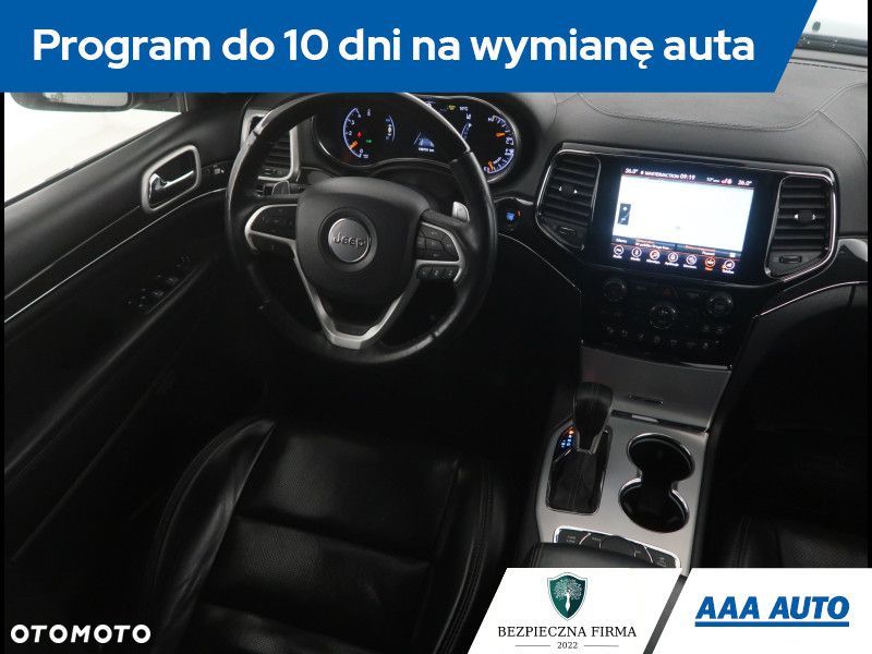 Jeep Grand Cherokee - 8