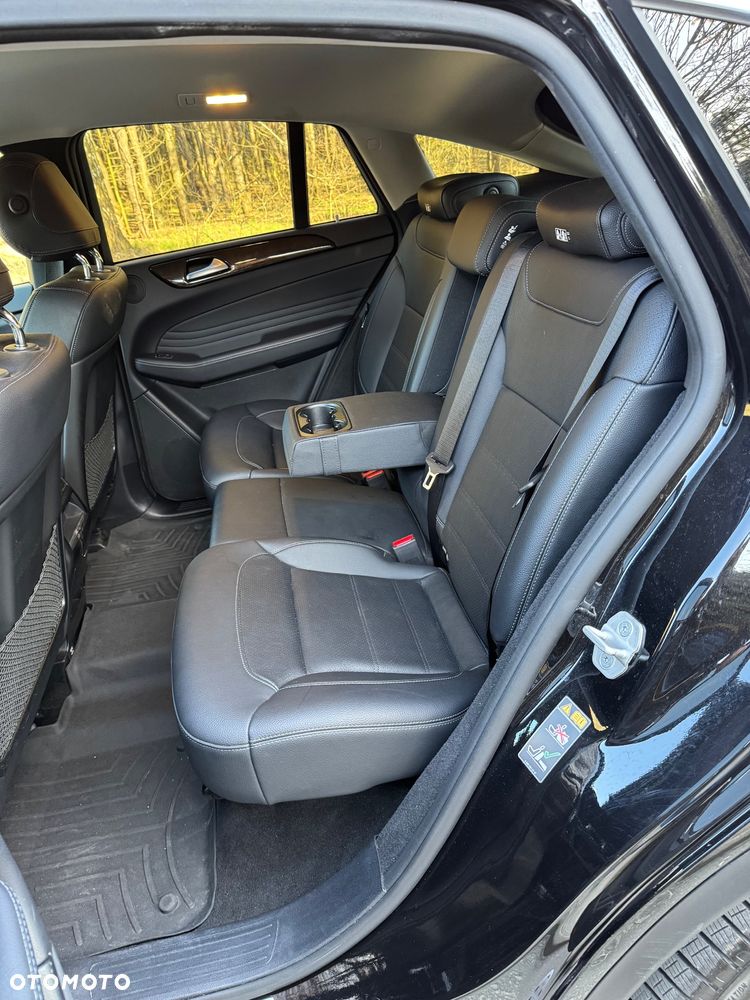 Mercedes-Benz GLE 350 d 4-Matic - 11