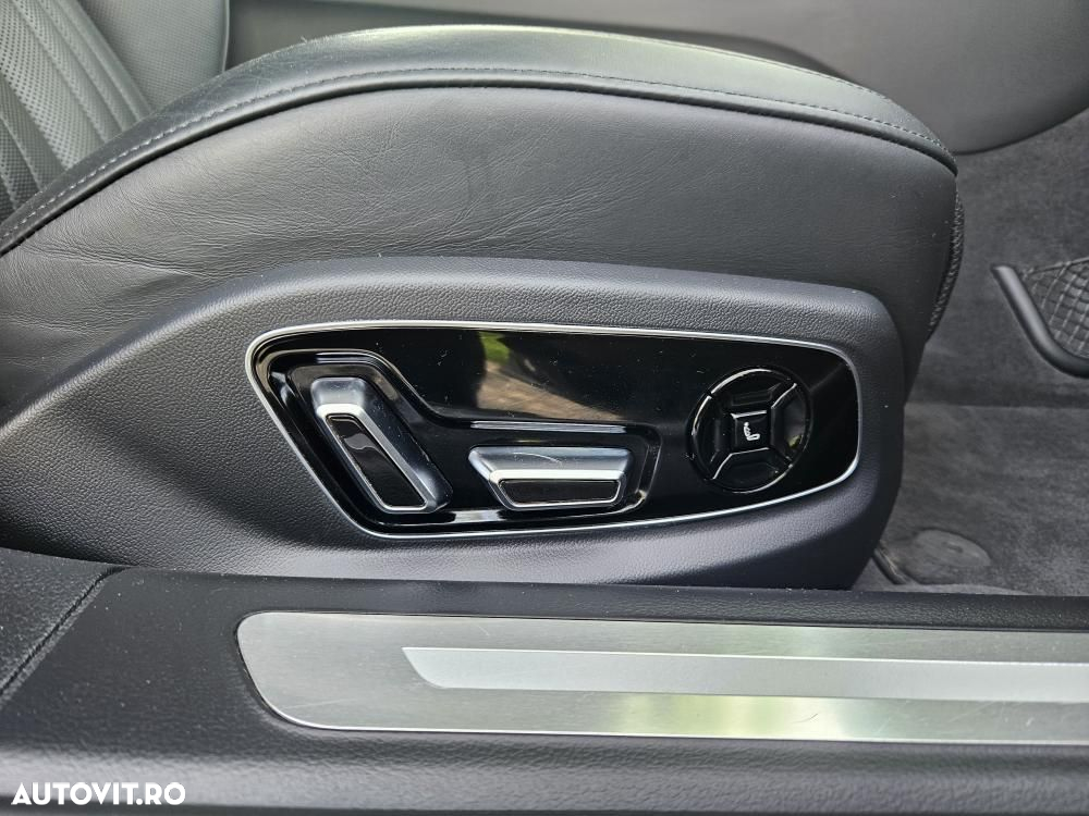 Audi A8 55 TFSI quattro Tiptronic - 25