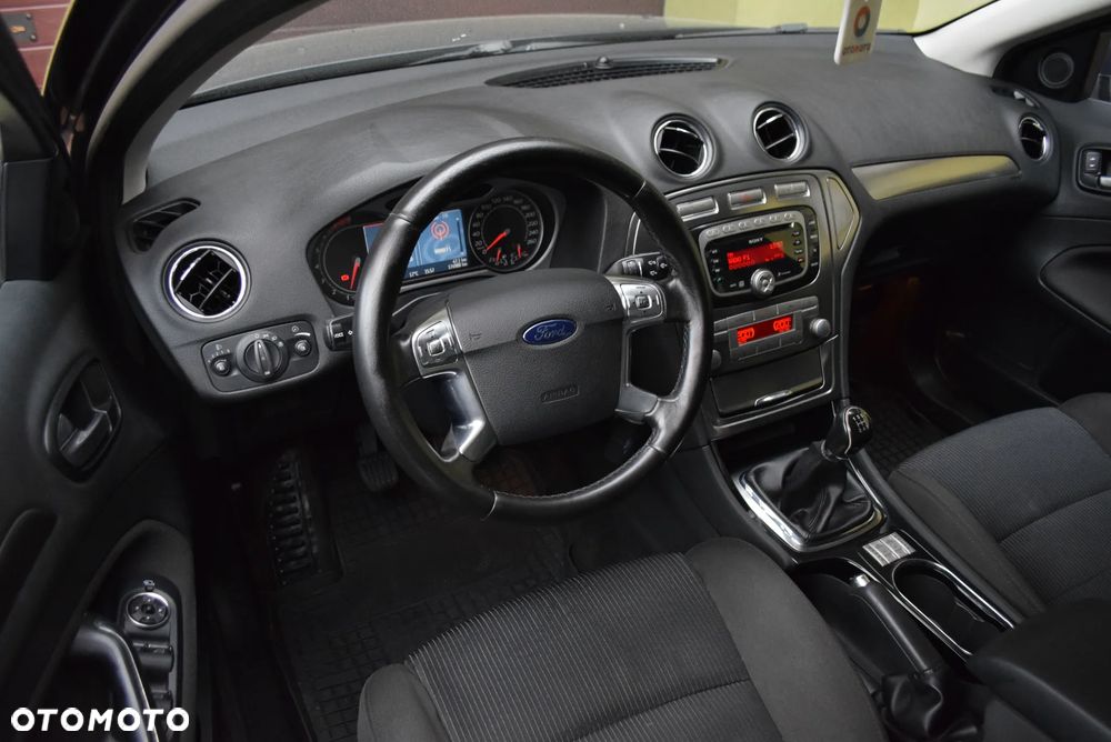 Ford Mondeo 2.0 Viva Titanium - 12