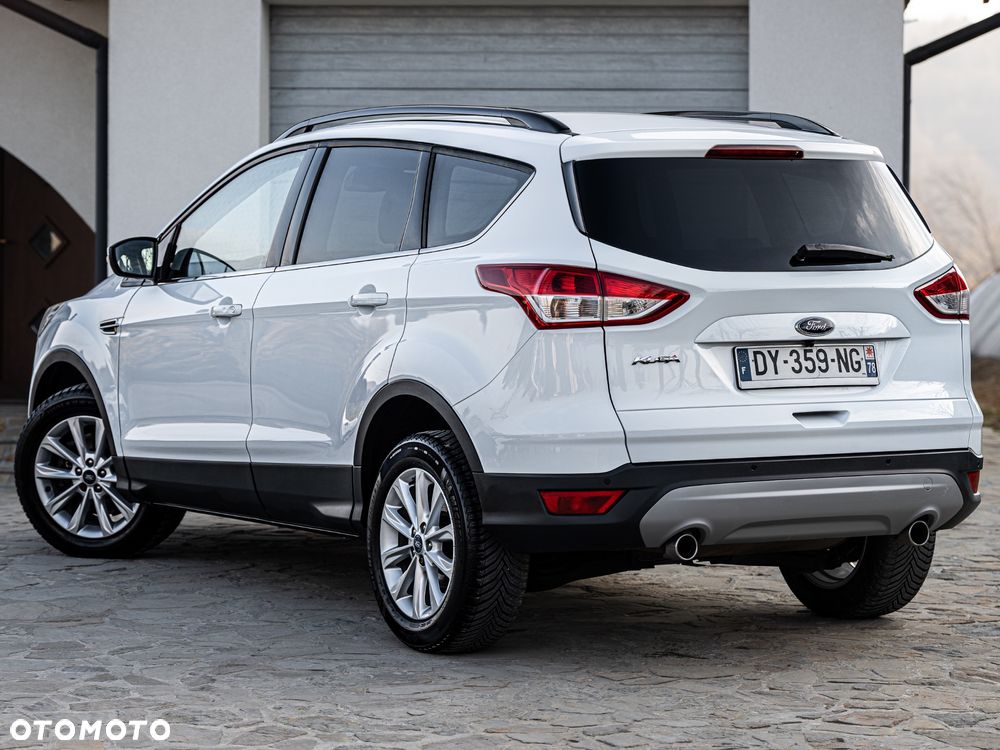 Ford Kuga 2.0 TDCi 2x4 Titanium - 21