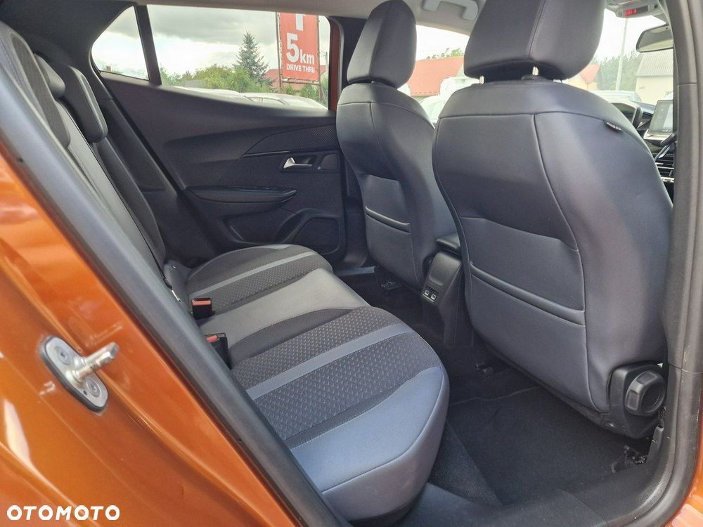 Peugeot 2008 1.2 PureTech Allure Pack S&S EAT8 - 23