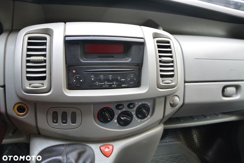 Renault Trafic - 5