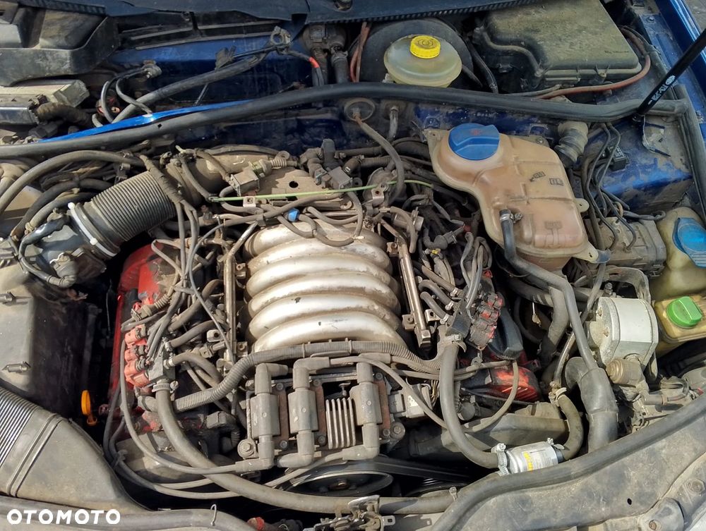 Volkswagen Passat B5 Przed Lift 4MOTION! (97-00r.) 2.8 B 193KM. Silnik ALG pasuje do ACK, AHA, APR, AQD, ATQ Skrzynia  DJR  [ Syncro/ 4motion] lakier R5V LR5V C3.Cały na części.GWARANCJA !!! Przód Tył Zestaw Komplet Drzwi Klapa Zderzak Błotnik Maska Grill Atrapa Szyba Pas Lampa Lusterko Boczki Fotel Kanapa Kokpit Deska Rozdzielcza Przełącznik Włącznik Sterownik Przewody Wiązka Instalacja Moduł Komputer Czujnik Listwa Pompa Alternator Wtryski Głowica Rozrusznik Kompresor Sprzęgło Dwumas Silnik Skrzynia ABS Klimatyzacji Paliwa Wspomagania Kolektor Turbina Przepustnica Zawór Chłodnica Koło Hak Belka Sanki Zawieszenie Mcpherson Półoś Amortyzator Wydech Tłumik Zacisk Most - 9