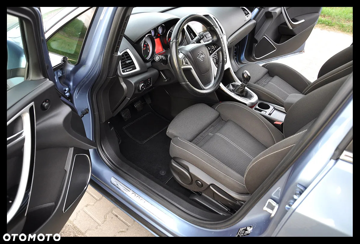Opel Astra 1.4 Turbo Innovation - 27