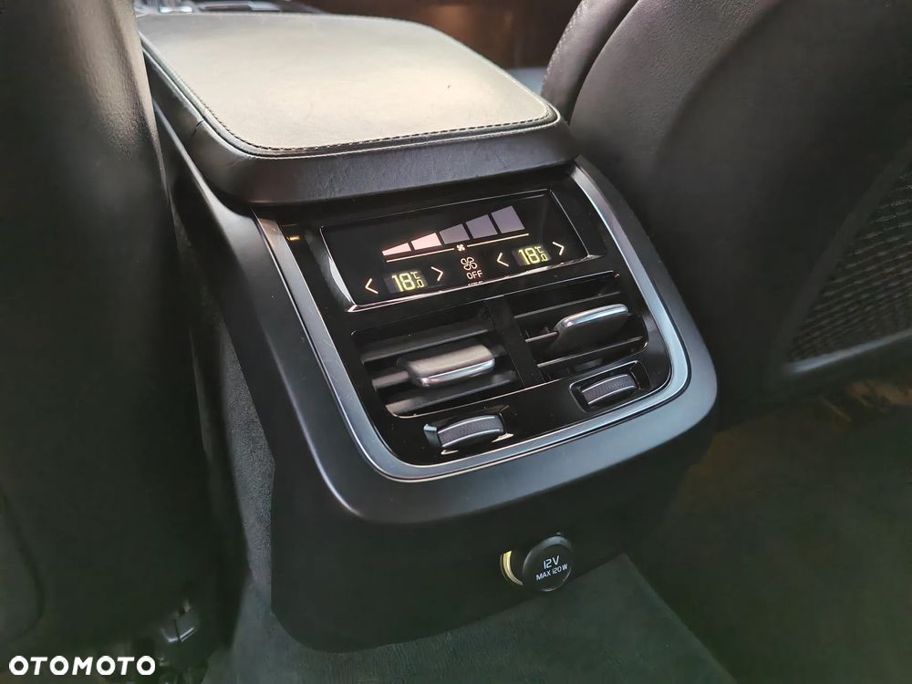 Volvo V90 D5 AWD Inscription - 9