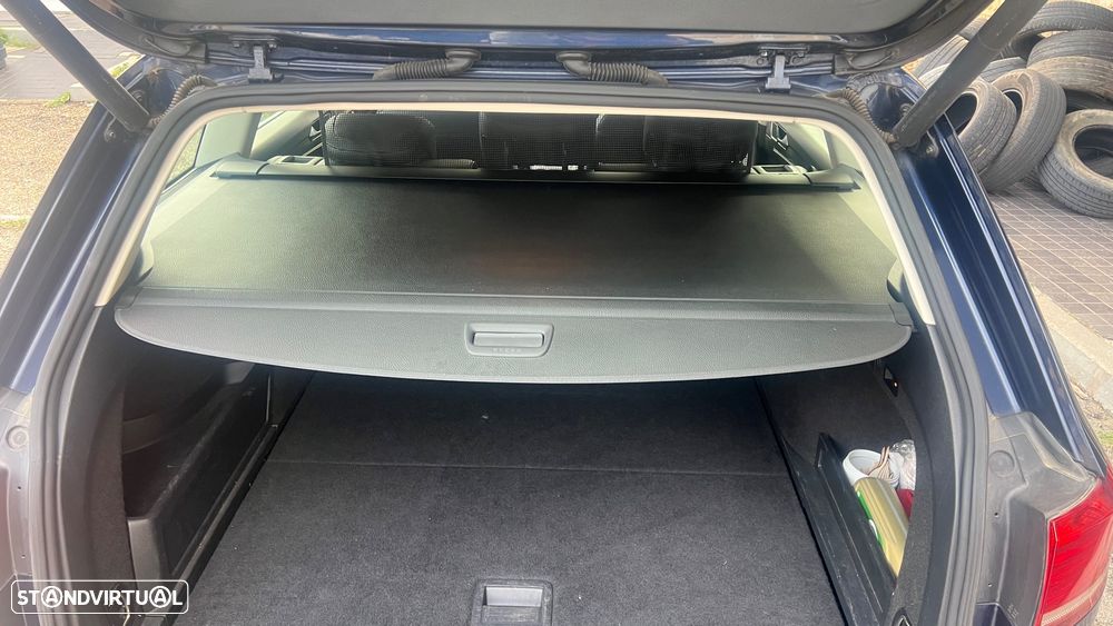 VW Passat Alltrack 2.0 TDi DSG 4Motion - 38