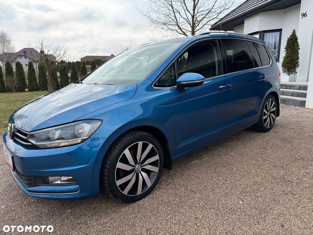 Volkswagen Touran - 15