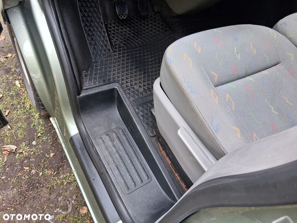 Volkswagen Transporter VW T5 Long 2,5TDI 174km 4x4 1 wł Bezwypadkowy, oryginalny lakier (UPG) - 16