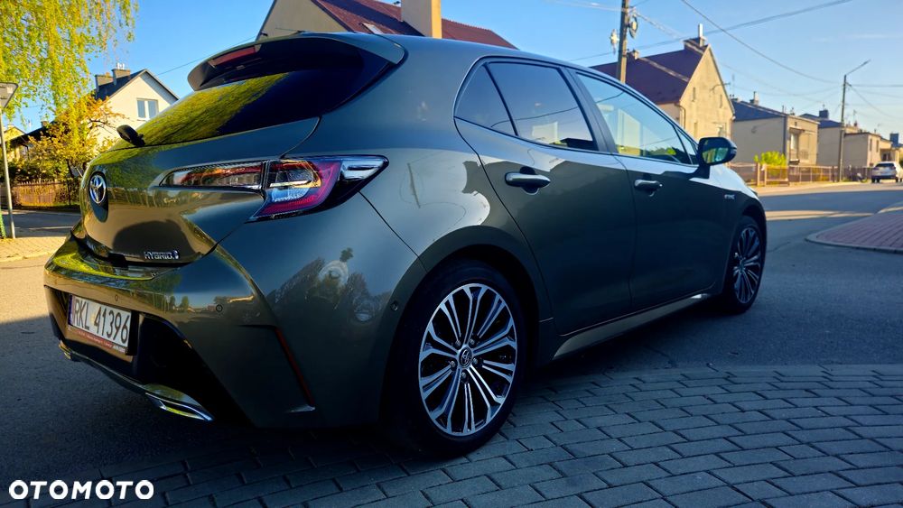 Toyota Corolla 2.0 Hybrid Comfort - 8