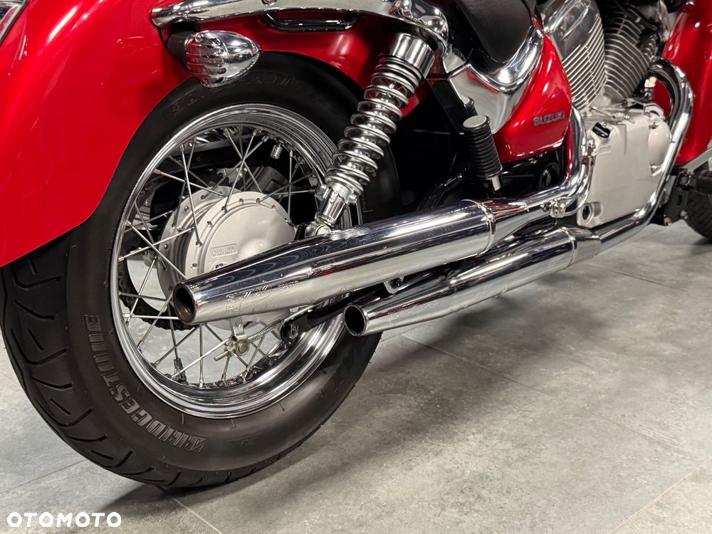 Suzuki Intruder - 6