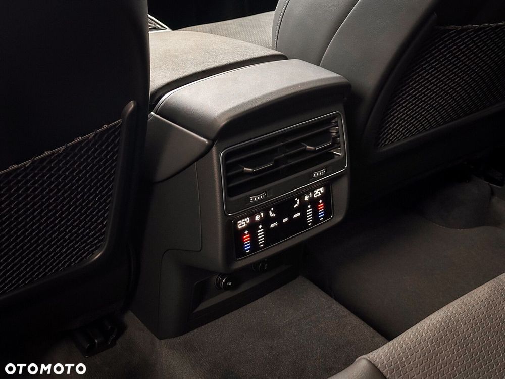 Audi Q7 - 36