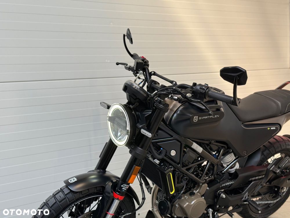 Husqvarna Svartpilen - 23