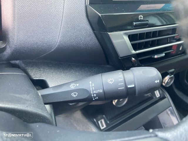 Citroën C4 1.2 PureTech Shine - 17
