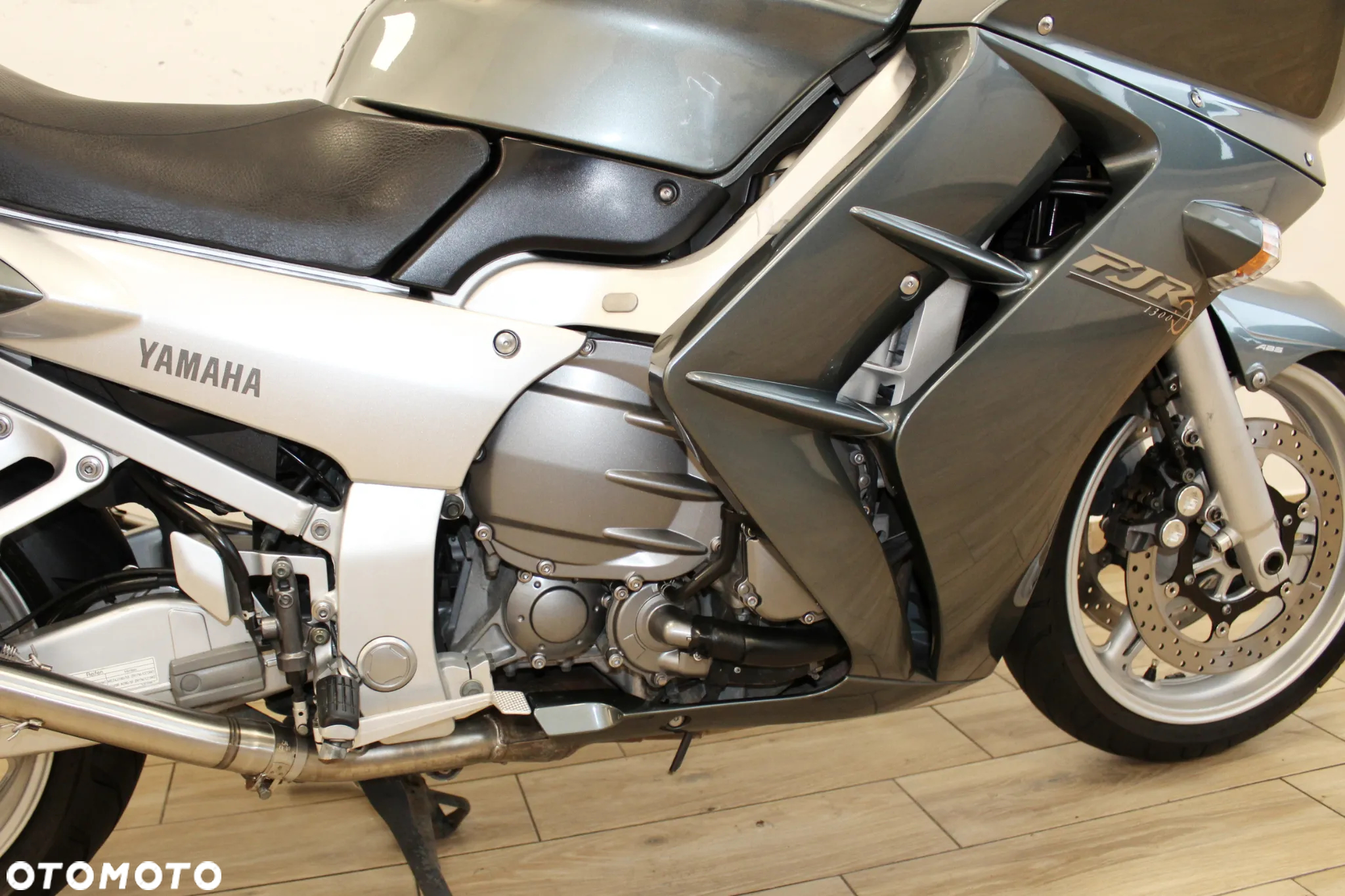 Yamaha FJR - 10