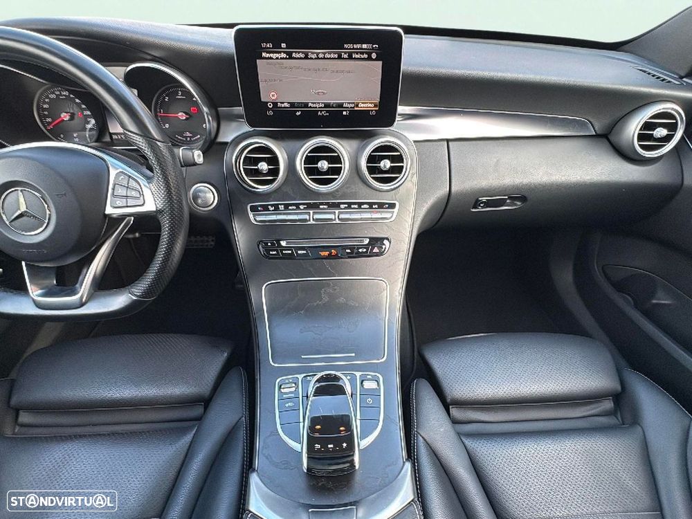 Mercedes-Benz C 300 BlueTEC Hybrid AMG Line - 12