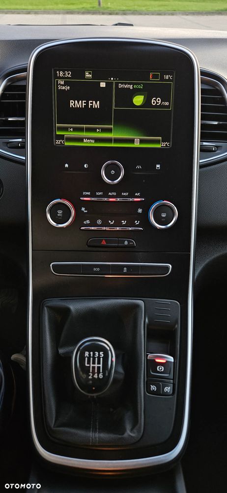 Renault Scenic ENERGY TCe 140 LIMITED - 14