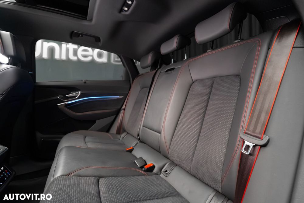 Audi Q8 Sportback e-tron - 25