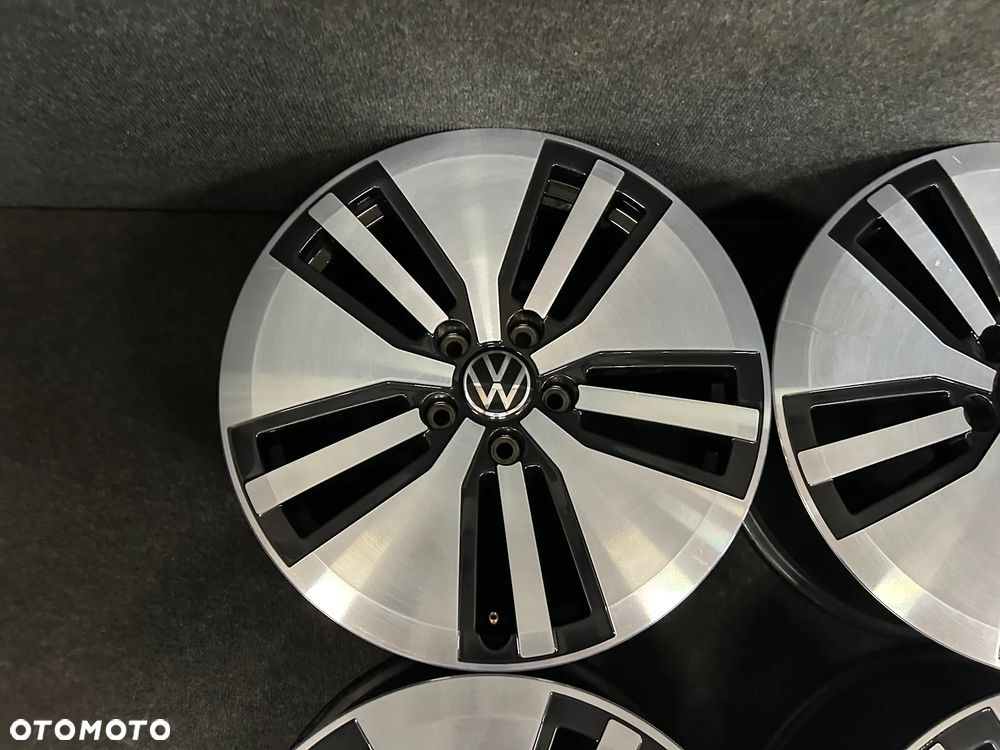 Alufelgi VW Passat B8 GTE, B7, Tiguan, Sharan, Touran, T-Roc 17 cali 5x112 4szt. Ładne! - 9