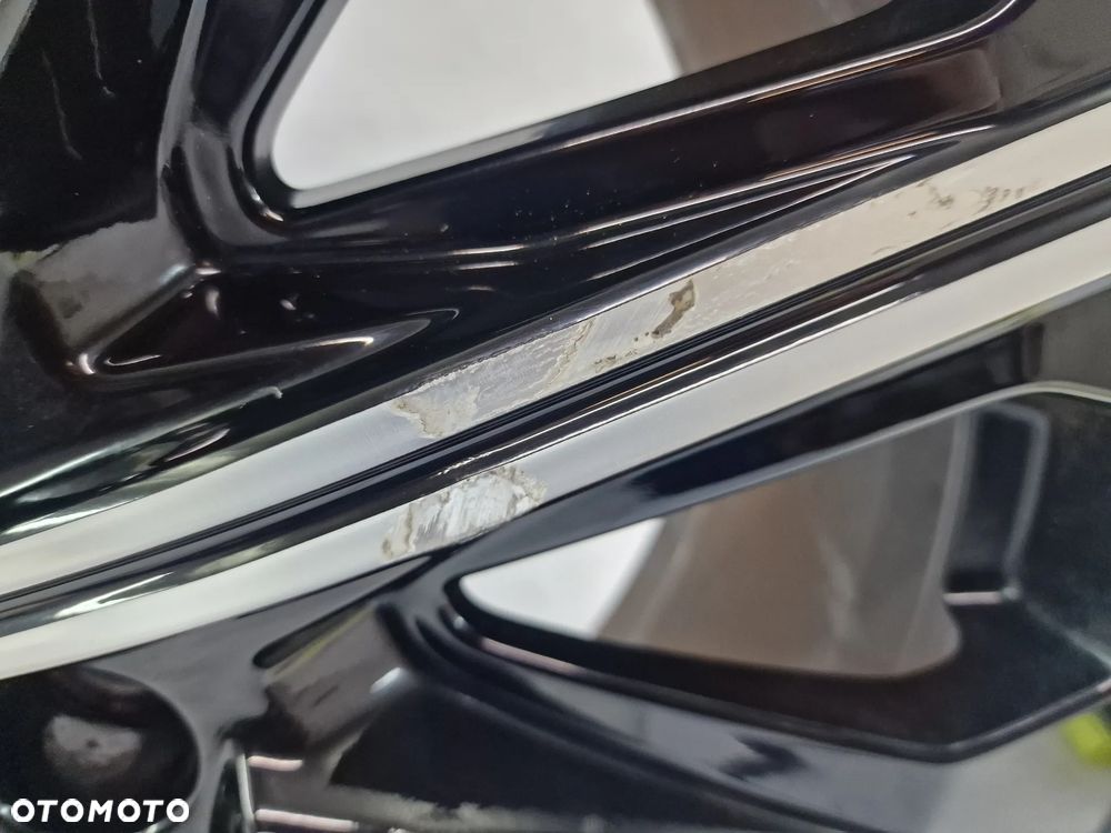 AUDI Q4 RS RSQ4 89A 8JX20H2 ET45 ET 45 FELGA ALUMINIOWA 20 CALI 20" POJEDYNCZA , NR 89A601025K / 89A601025 K , NR AUKCJI FELGA1 - 16