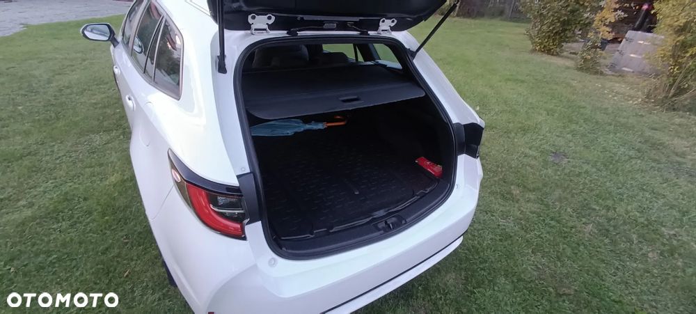 Toyota Corolla ver-1-8-hybrid-comfort - 14