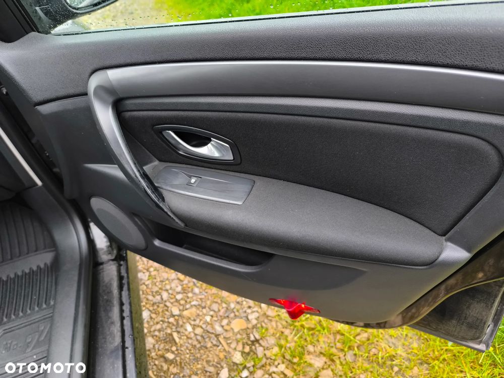 Renault Laguna 1.5 dCi Authentique - 12