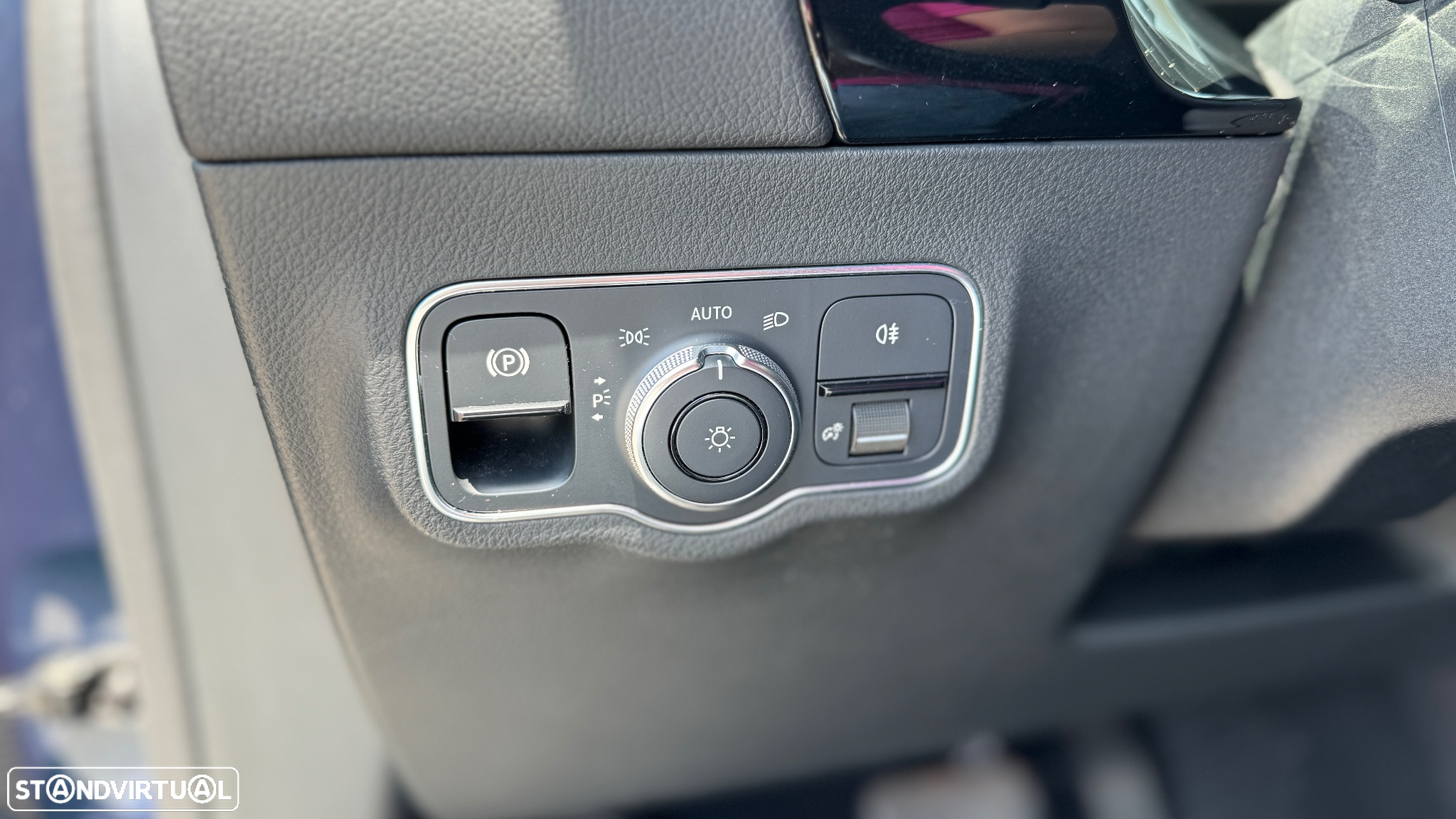 Mercedes-Benz B 250 e Style Plus - 36