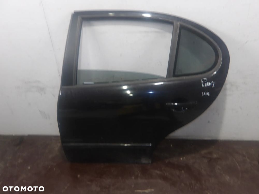 SEAT LEON I 1.9TDI DRZWI LEWE TYLNE TYŁ - 2