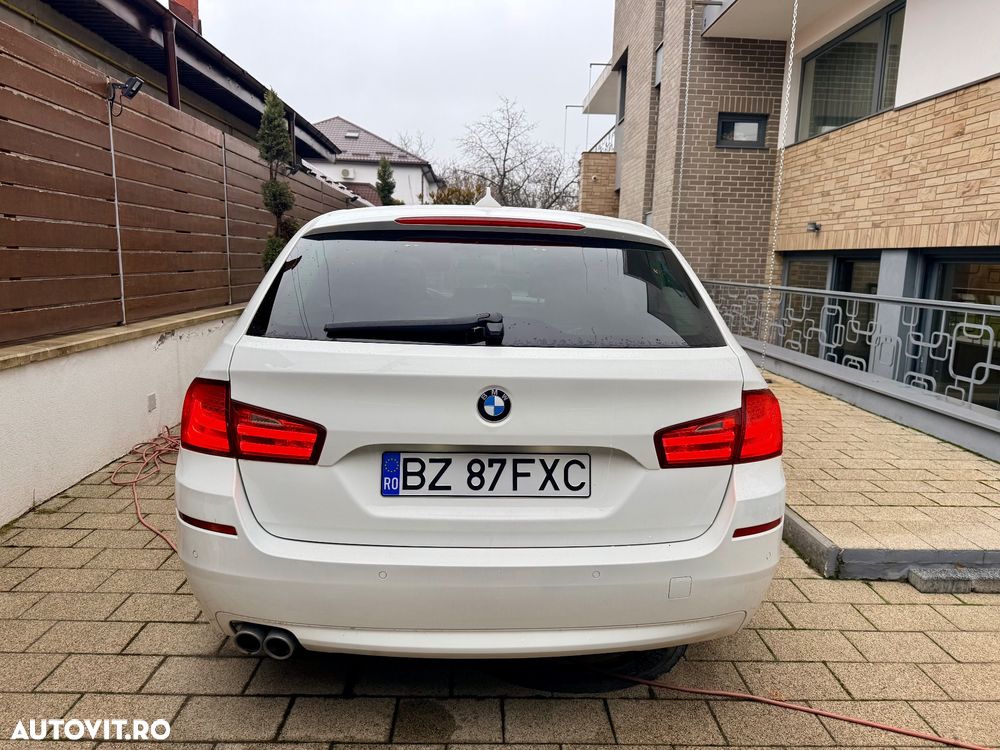 BMW Seria 5 520d Aut. Modern Line - 21