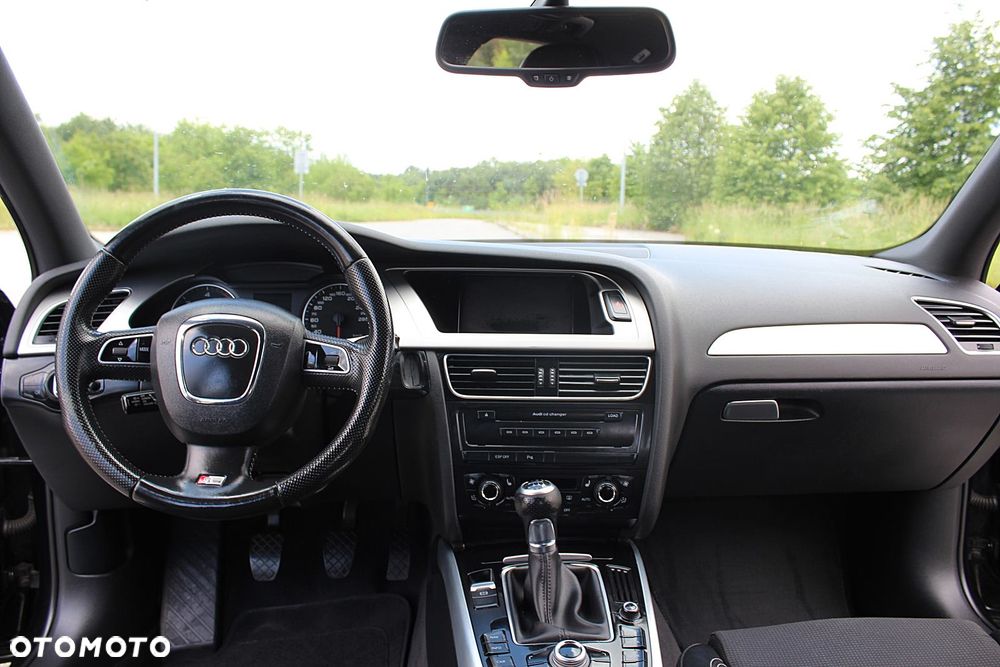Audi A4 Avant 2.0 TDI - 19