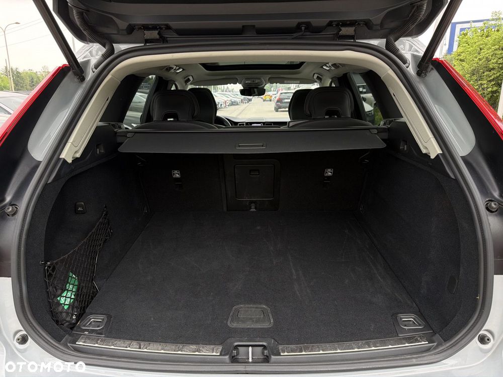 Volvo XC 60 - 22
