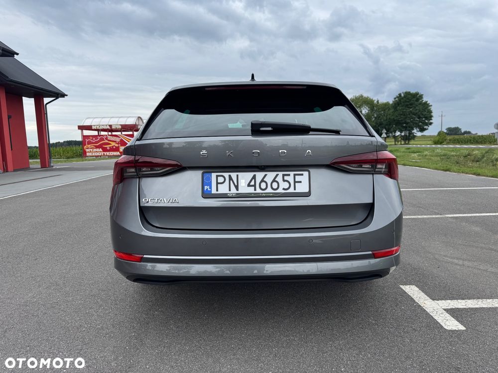 Skoda Octavia 2.0 TDI Style DSG - 9